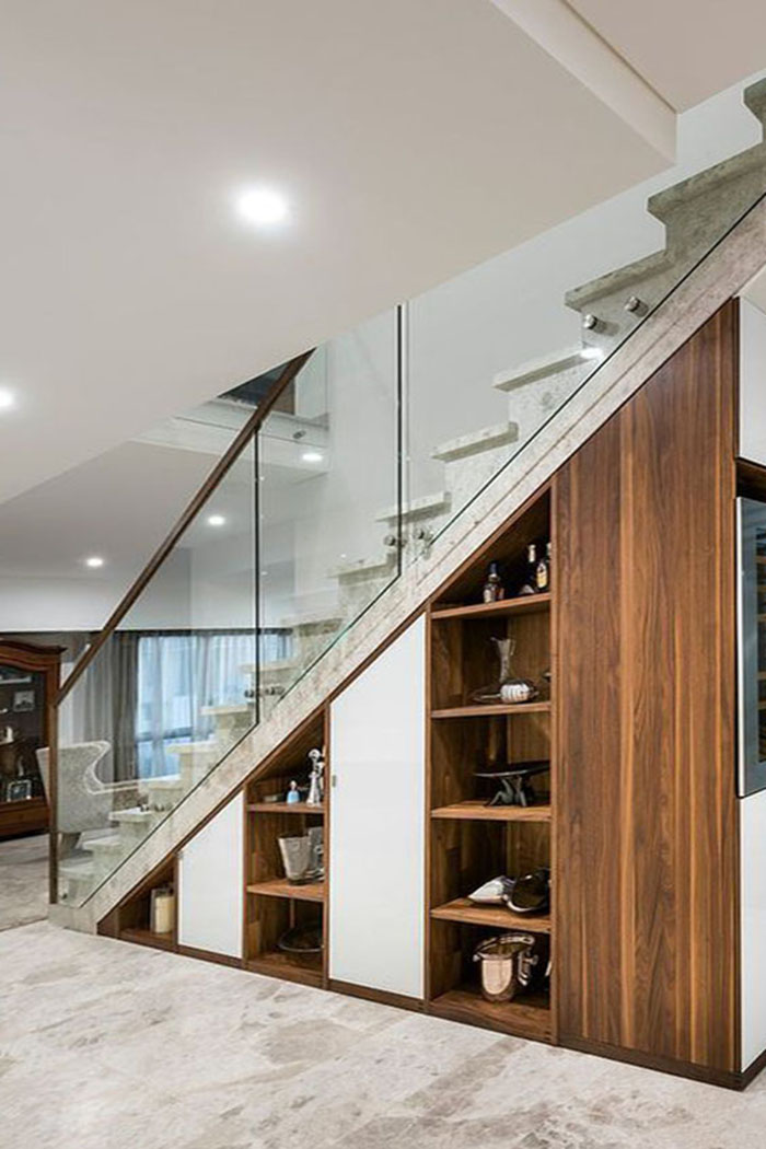 Mẫu tủ cầu thang đơn giản